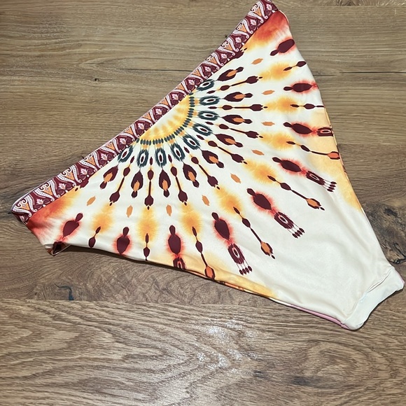 Agua Bendita Penelope Leva High Waist Reversible Swim Bottom Size XL Reg. $130 - Picture 8 of 11